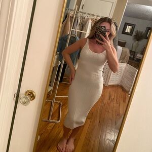 Elegant White Ribbed Dress